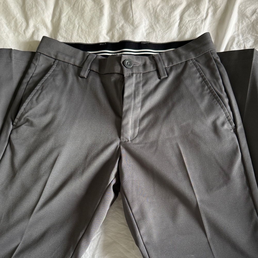 Amazon Essentials Men's Charcoal Chinos